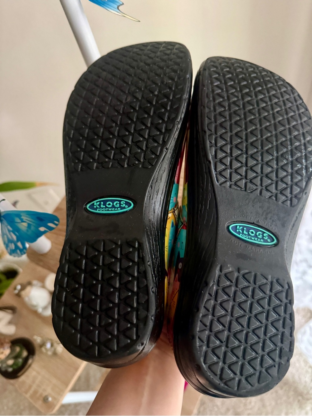 Adorable Multicolor Clogs - Picture 4 of 9